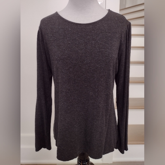 Like New Nordstrom Women's Medium Super Soft Dark Grey Marled Tee Blouse Top EUC - Picture 1 of 9